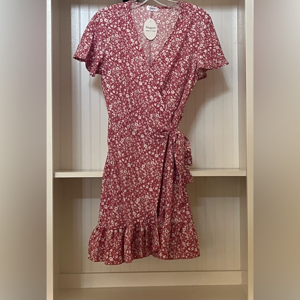 Naggoo Women's Summer Wrap V Neck Short Sleeve Mini Ruffle Floral Dress w. Belt - Picture 6 of 8